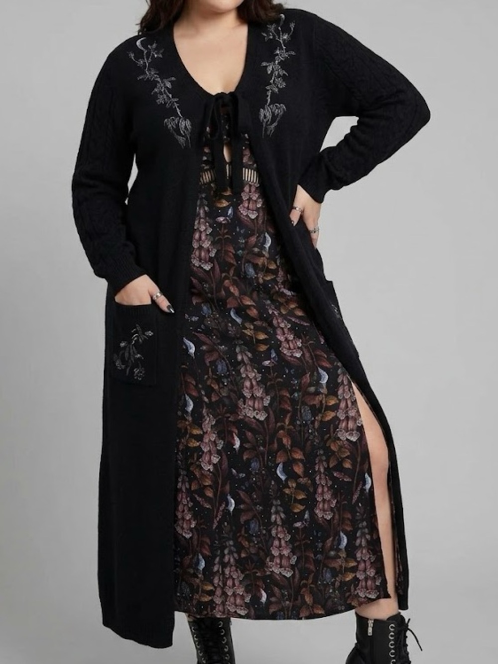 Disturbia Rime Embroidered Cable Knit Sleeve Longline Cardigan Large